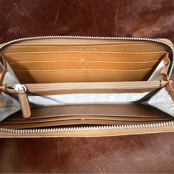Michael Kors Genuine Leather Zip Around Continental Wallet - Picture 3 of 14